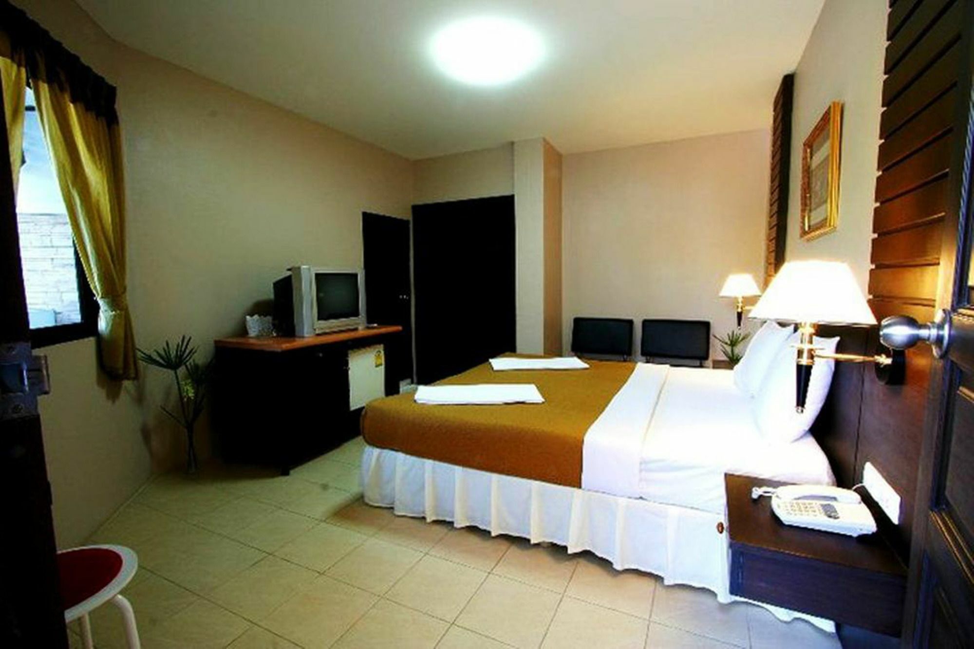 Pk Mansion Aparthotel Phuket Exteriör bild